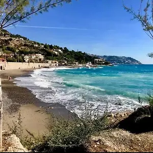 casa-della-bella-vita-sea-view-appartement.hotelitalianriviera.com/
